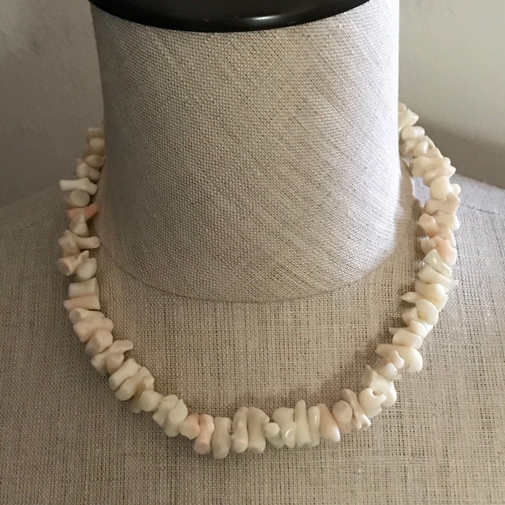 1970's Angel Skin Coral Necklace - Picture 1 of 7